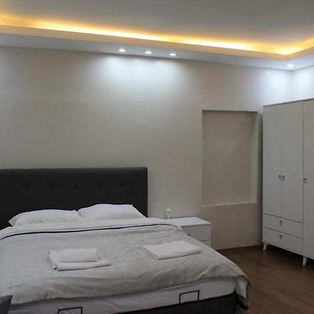 Beyoglu Asmalimescit'Te Mobilyali Balkonlu Daire Apartamento Istambul Exterior foto