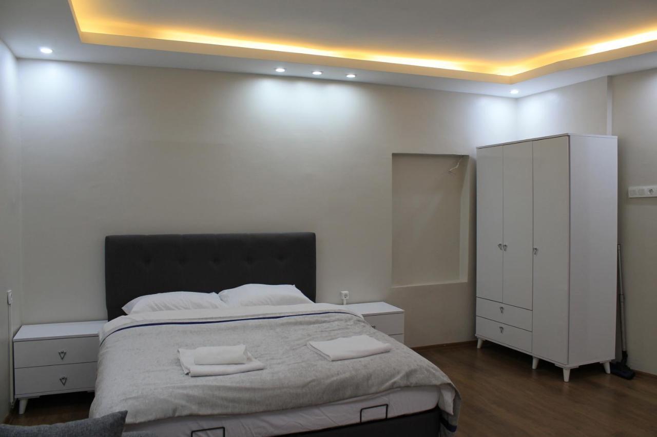 Beyoglu Asmalimescit'Te Mobilyali Balkonlu Daire Apartamento Istambul Exterior foto