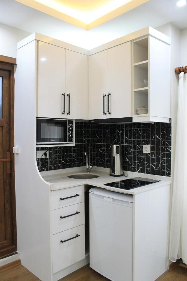 Beyoglu Asmalimescit'Te Mobilyali Balkonlu Daire Apartamento Istambul Exterior foto